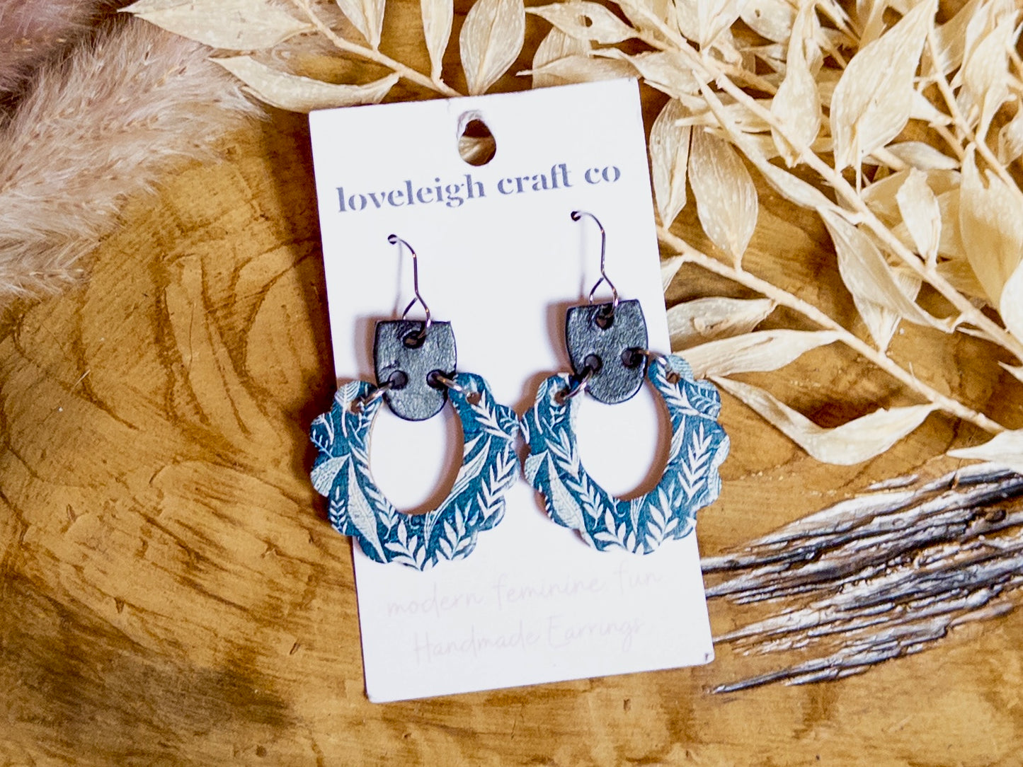 Scalloped Hoop Earrings